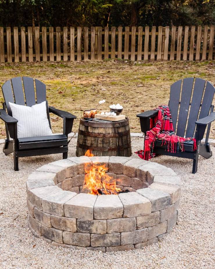 DIY Yard Fireplace Pit Concepts You Can Make This Weekend • The Yard Glove